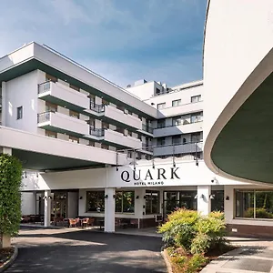 Quark 4* Milánó