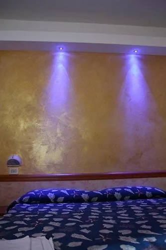 Hotel Montmartre Rimini