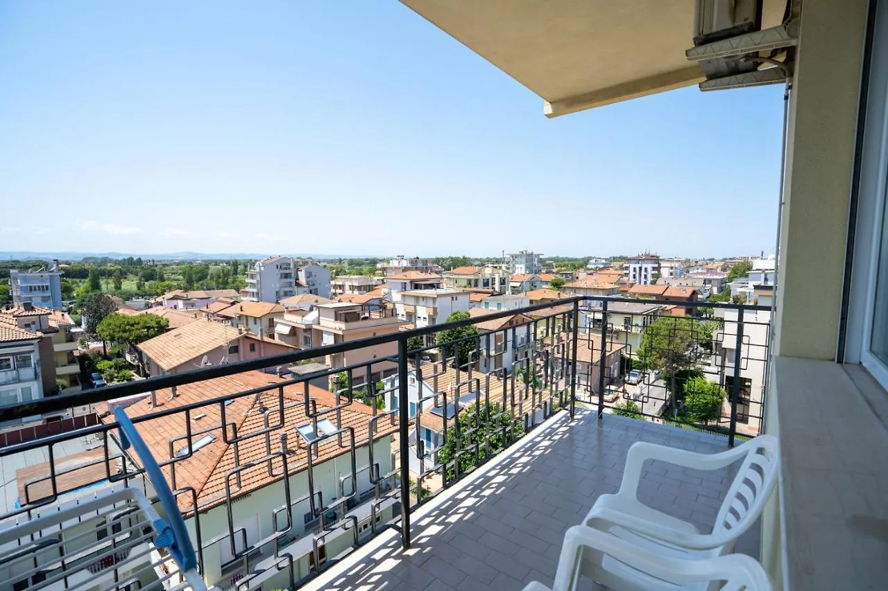 Hotel Montmartre Rimini 3*,  Italia